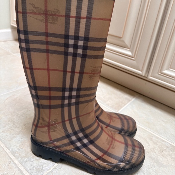 Burberry Rain Boots - Picture 1 of 4